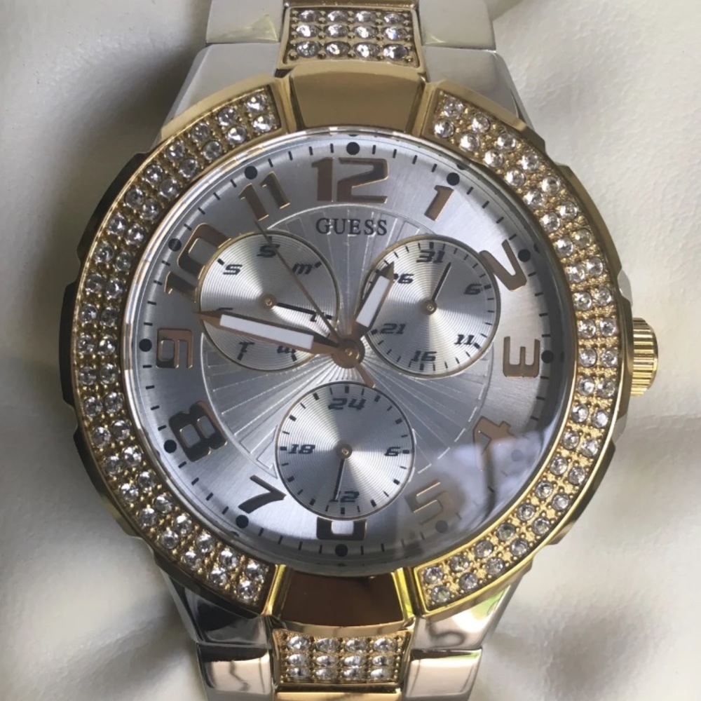 Guess Watch ✨ - Picture 2 of 8